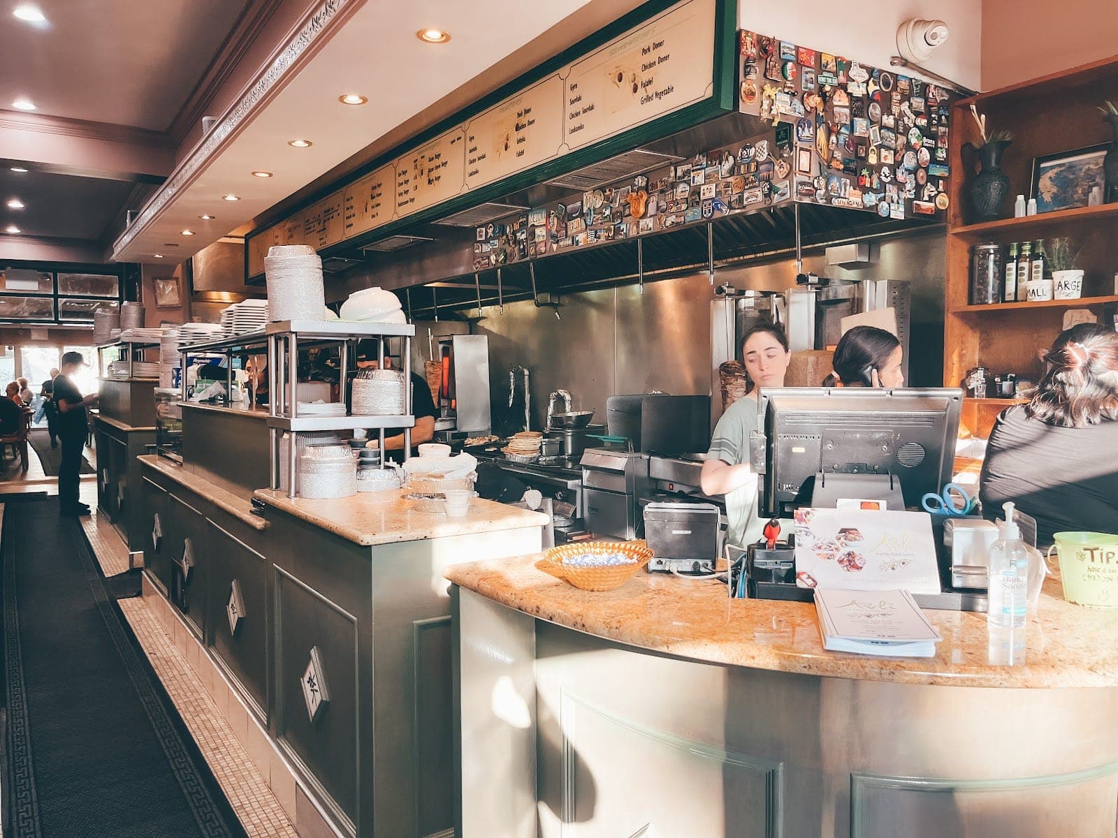 Avli the little Greek tavern