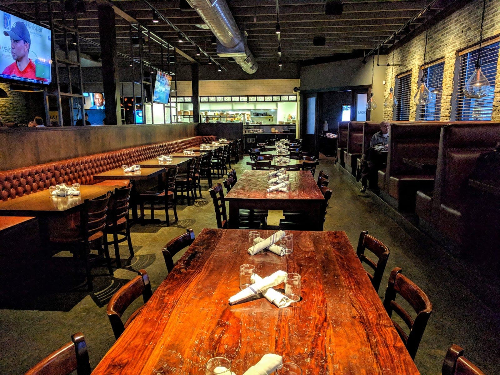 Bricks Kitchen & Pub