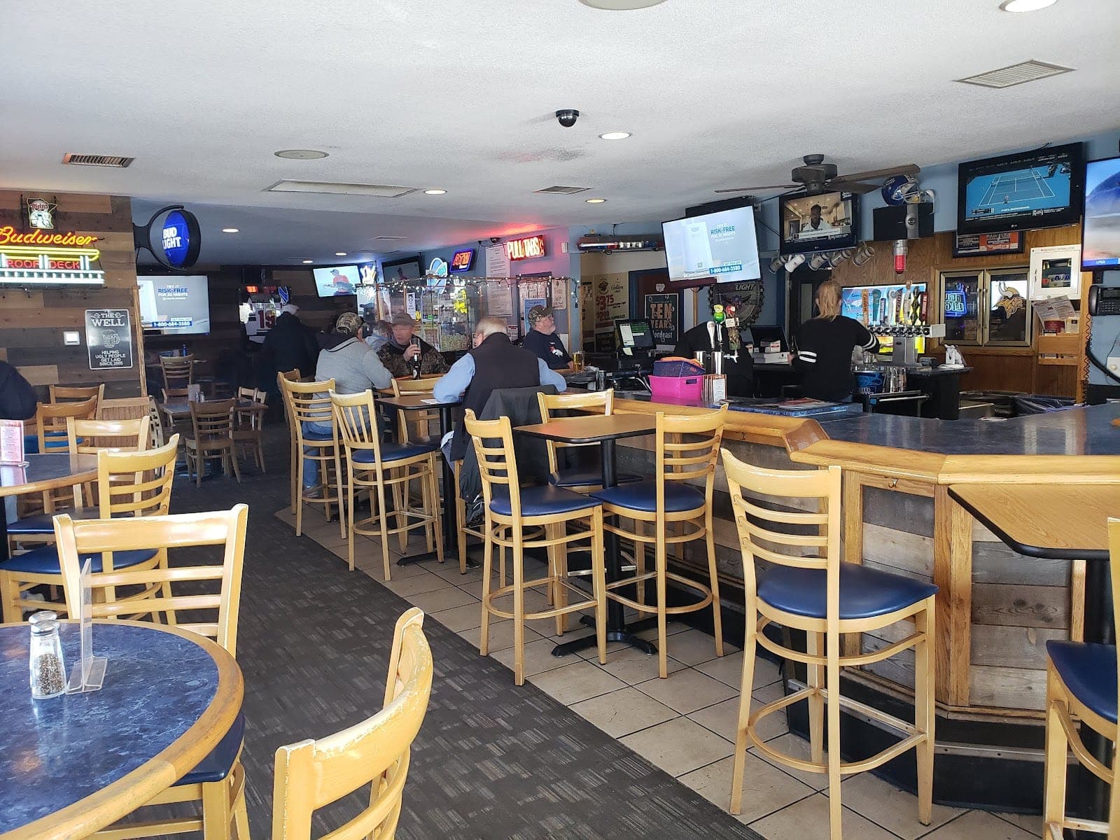 The Well Sports Tavern & Grill