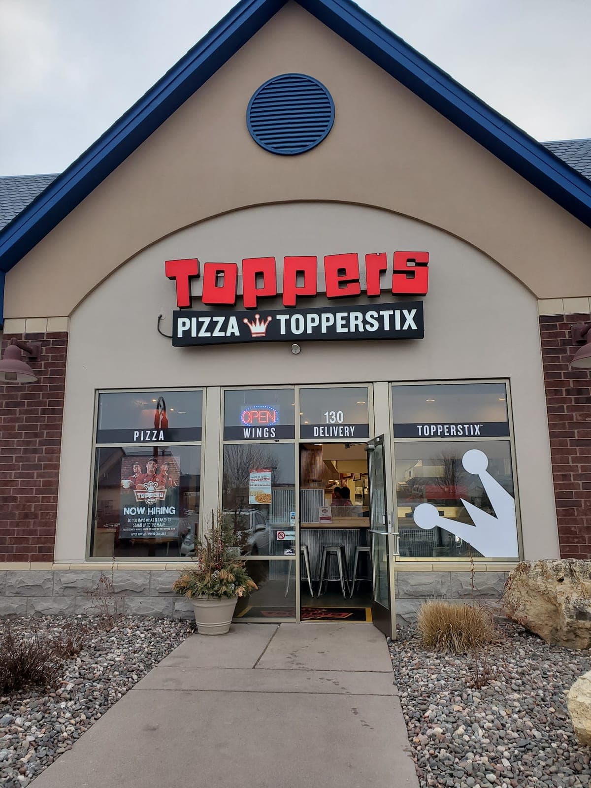 Toppers Pizza
