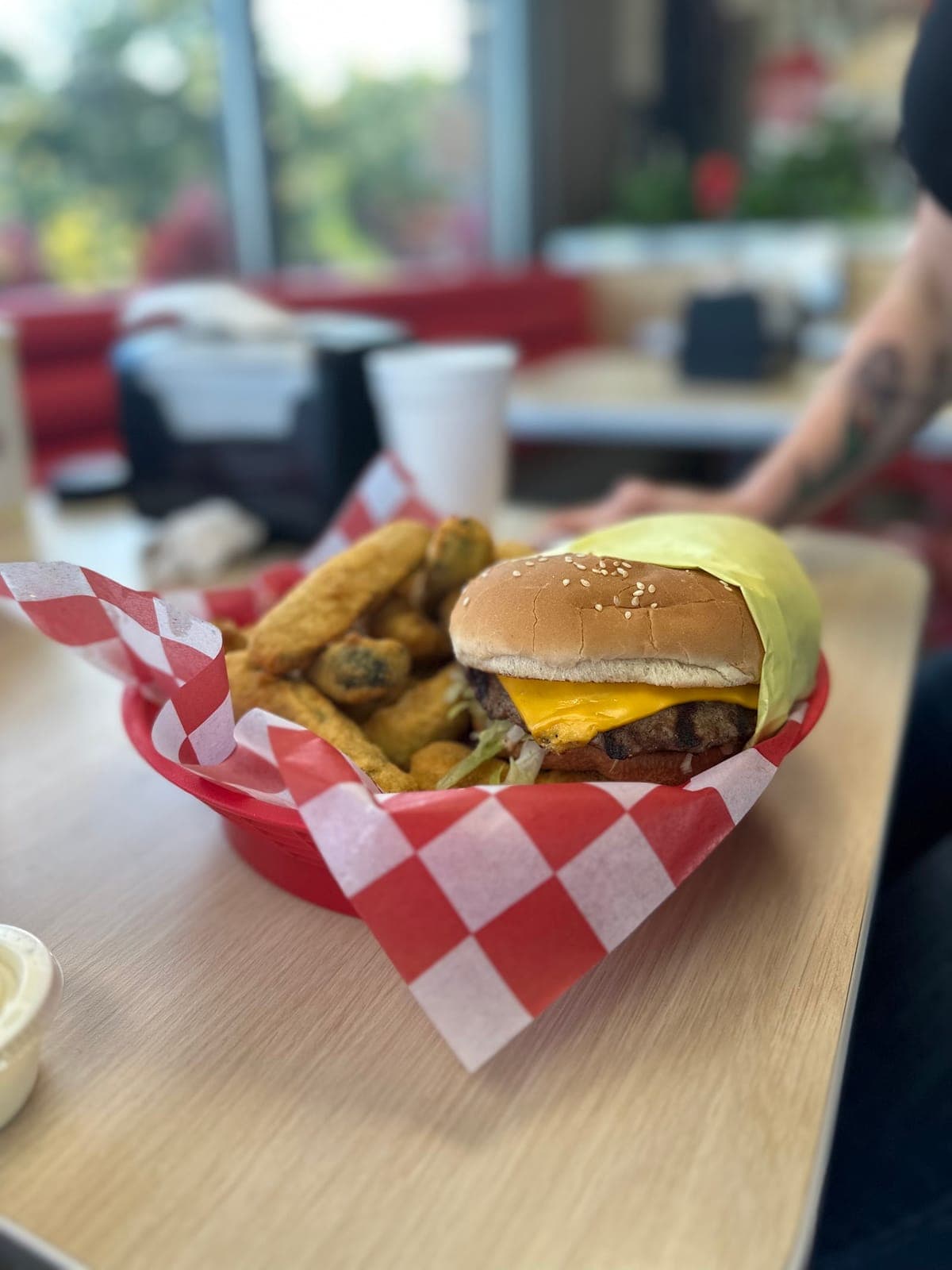 Troys Burgers La Habra