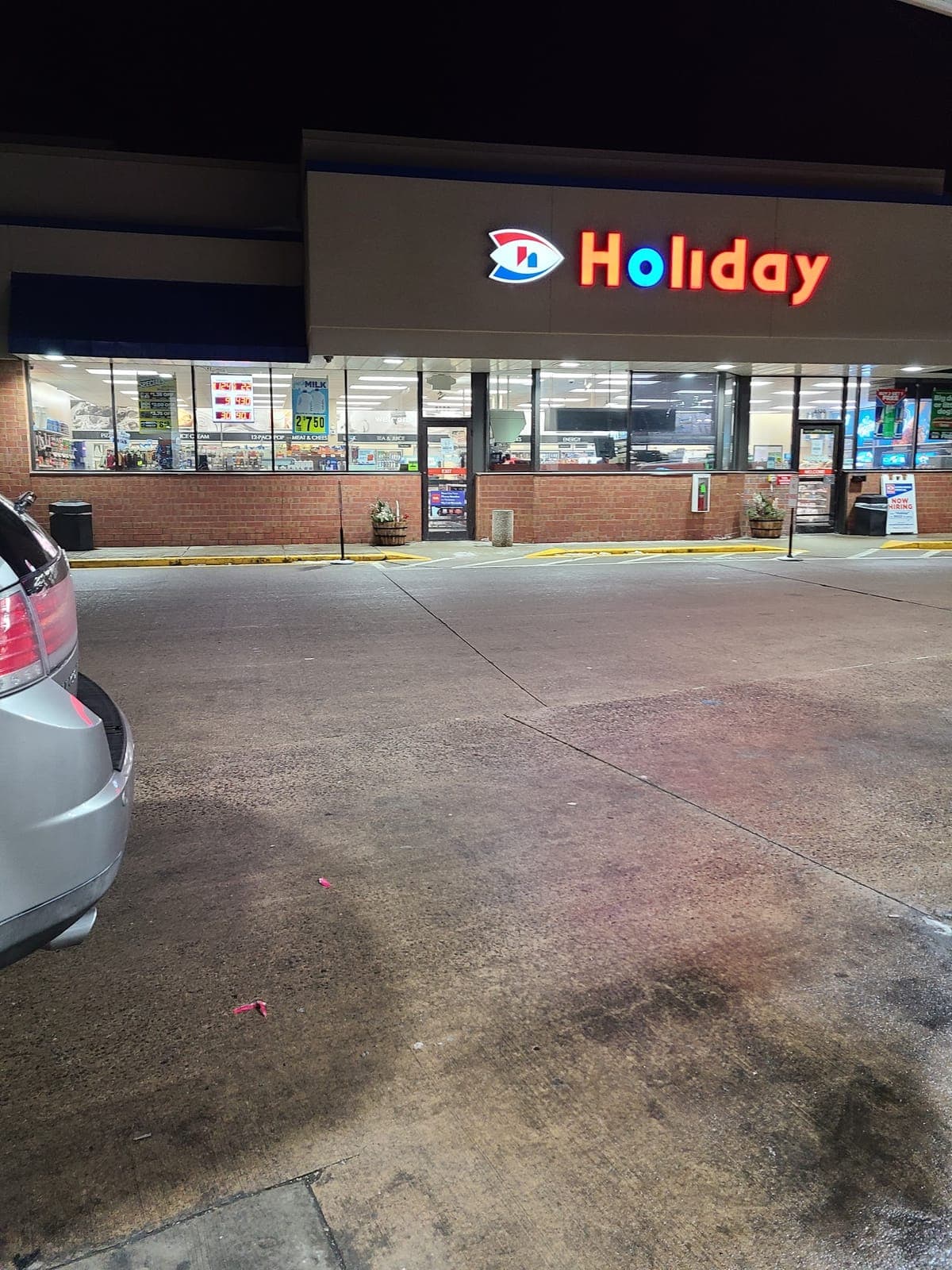 Holiday Stationstores