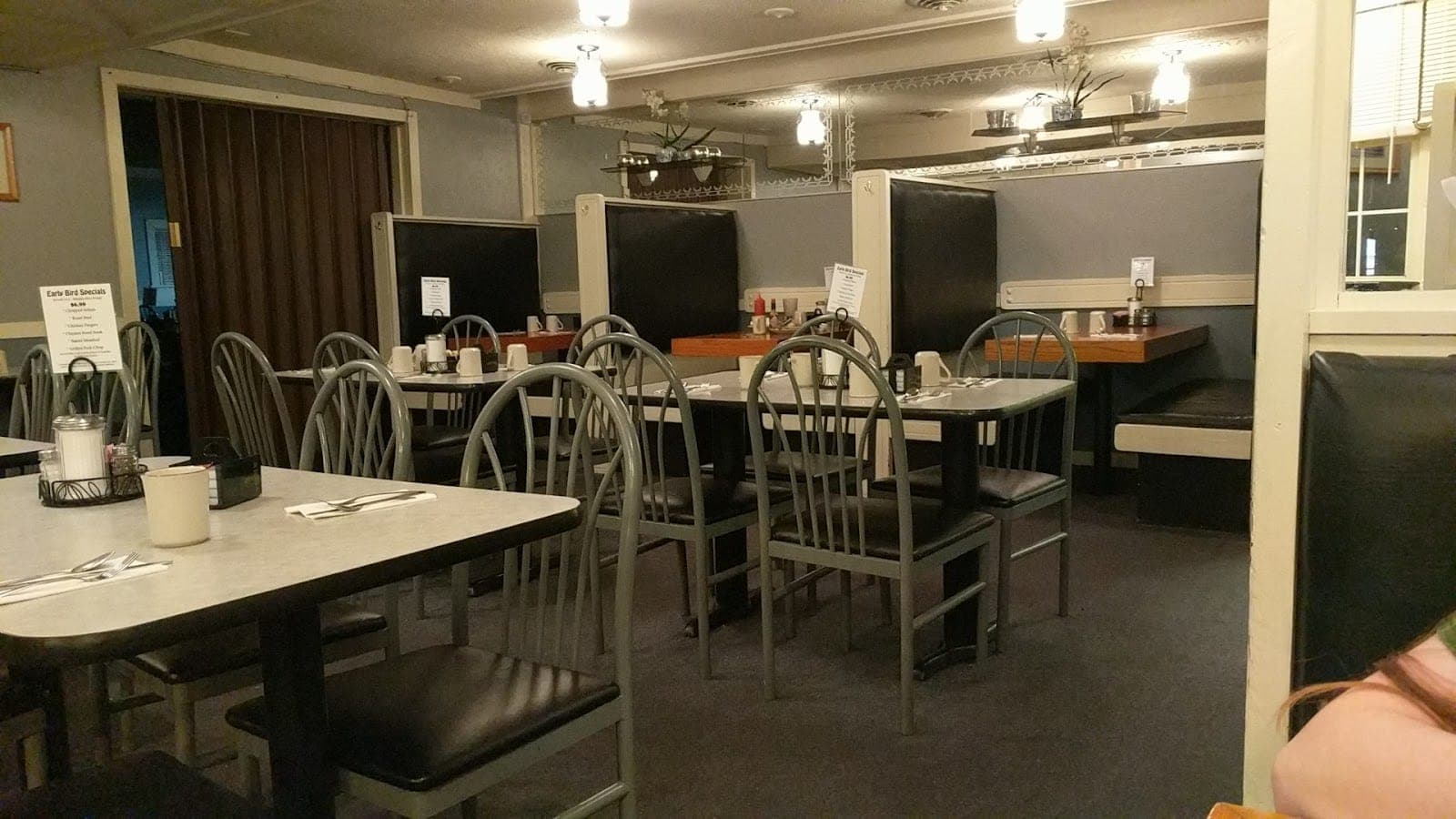 Luna's Family Restaurant