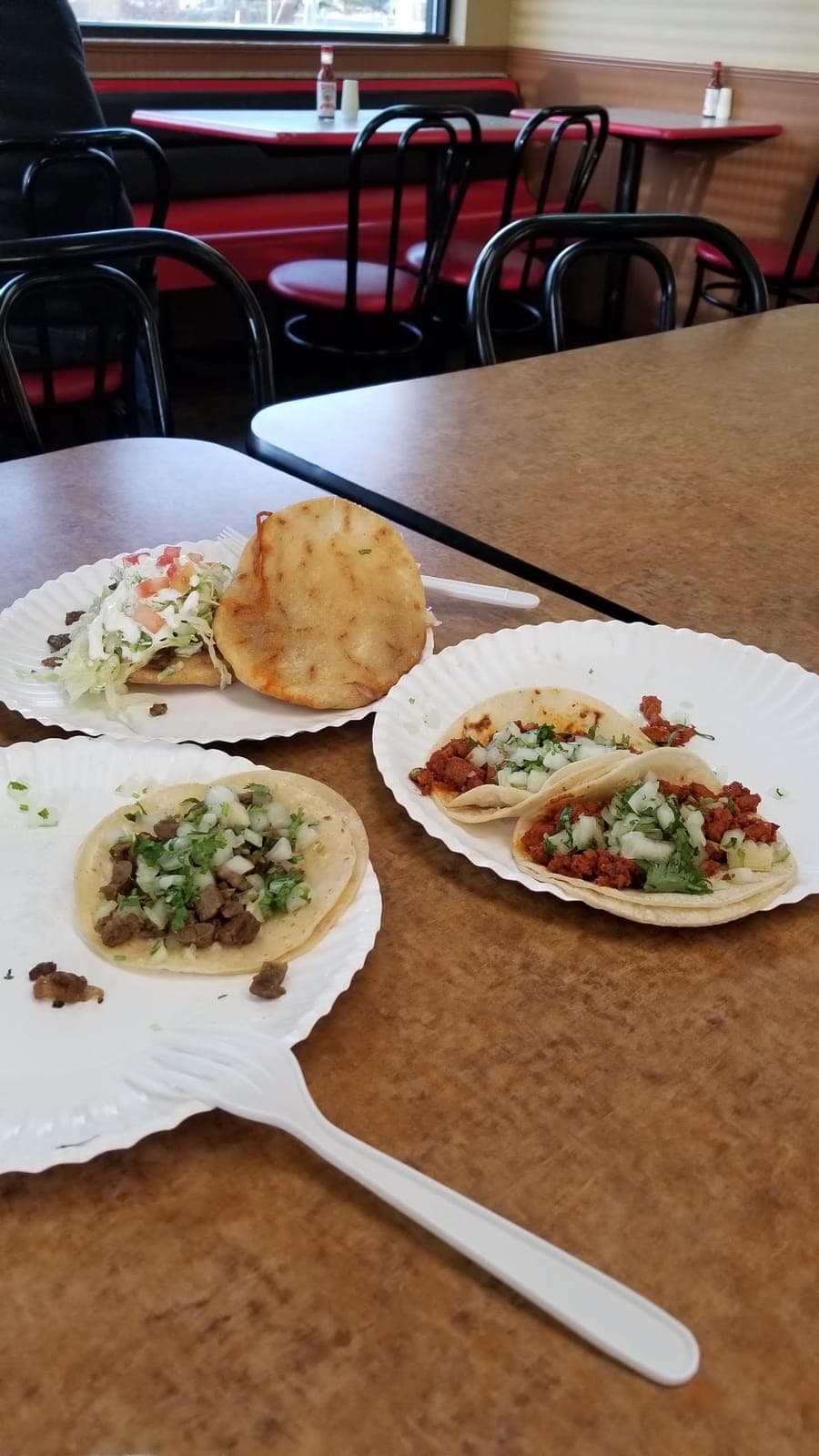 Coco's Taqueria y Pupuseria
