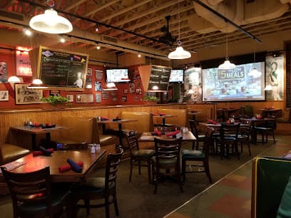 Old Chicago Pizza + Taproom
