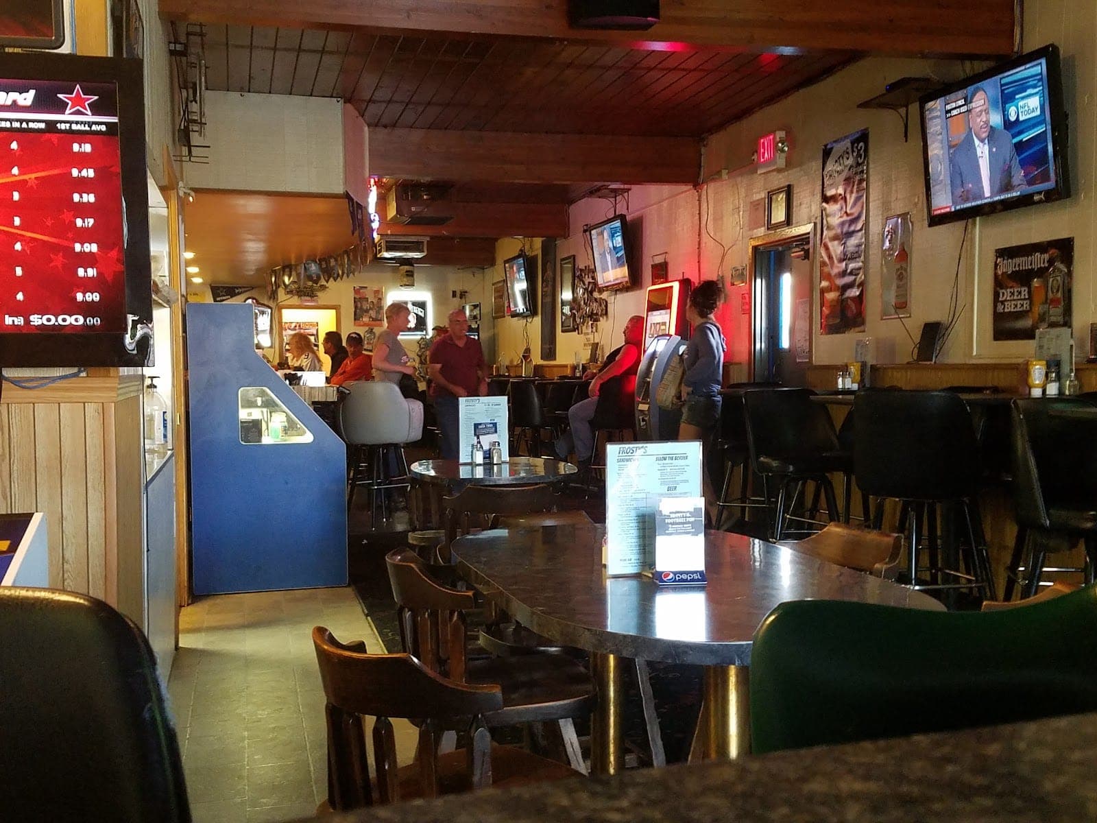Frosty's | Bar and Grill