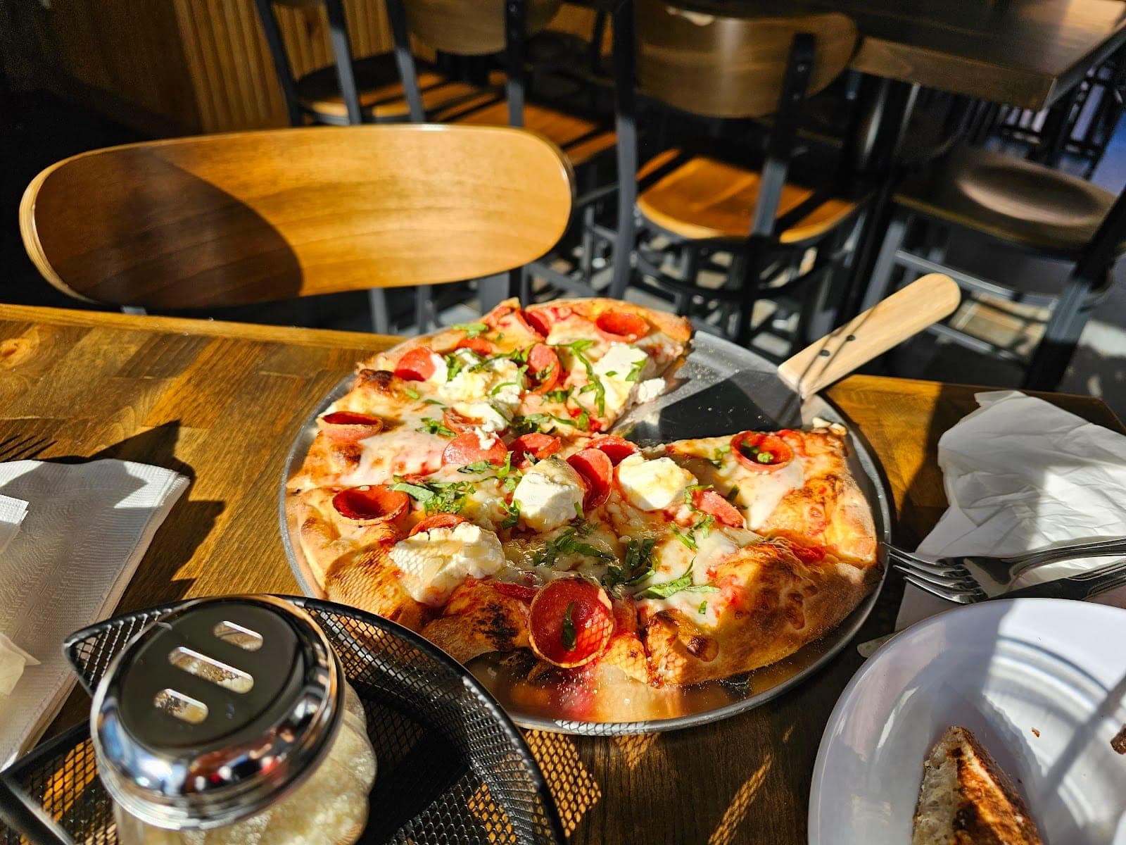 Artisana Pizza