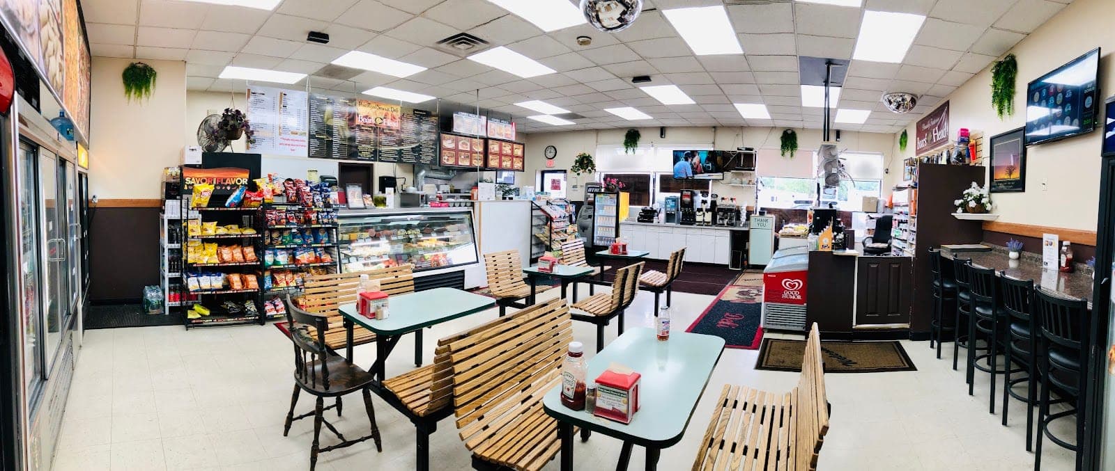 Post Road News & Deli
