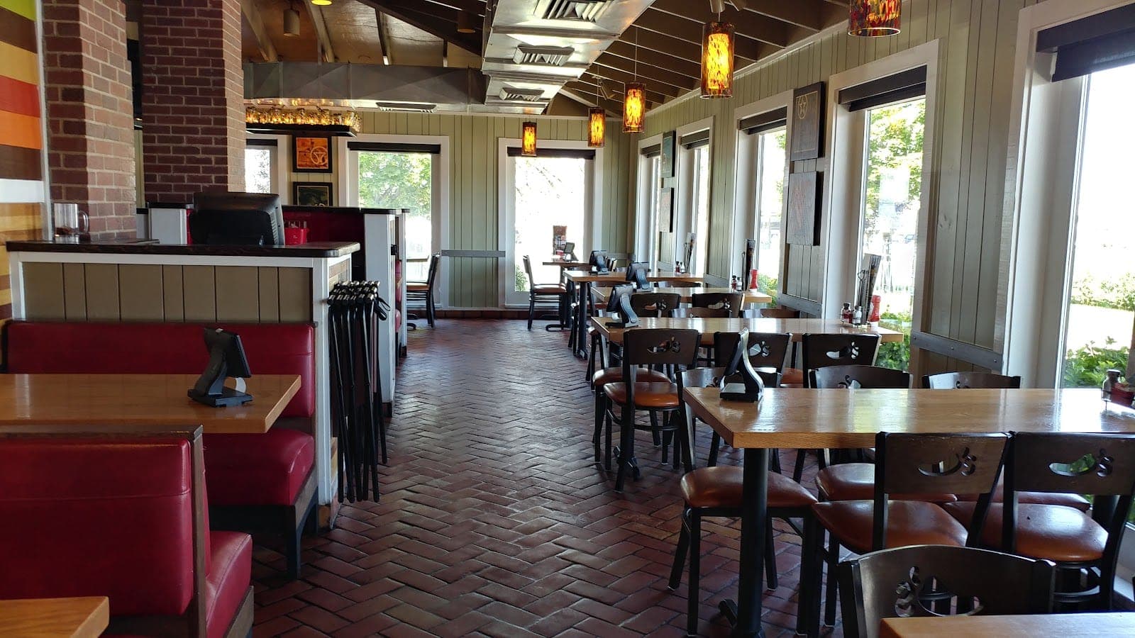 Chili's Grill & Bar