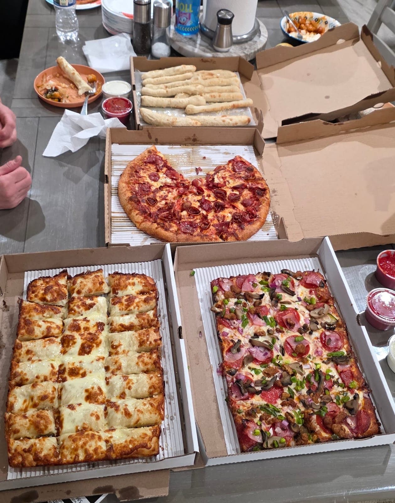 Johnny Z's Pizzeria