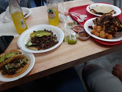 Tacos Y Más