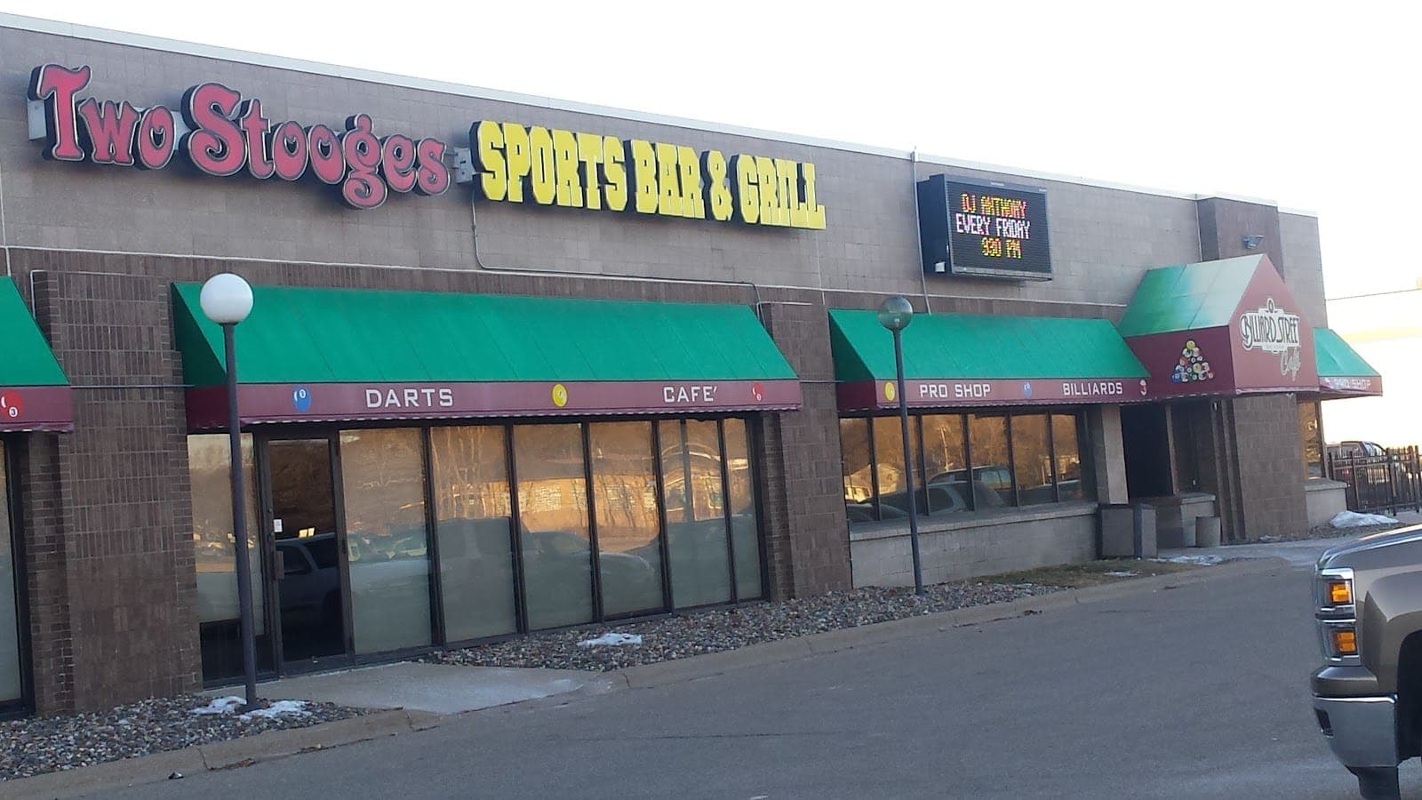 Two Stooges Sports Bar & Grill