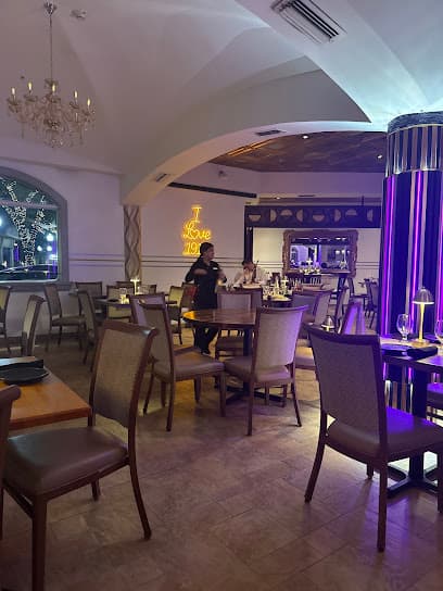 1910 Restaurant & Bar Miami Lakes