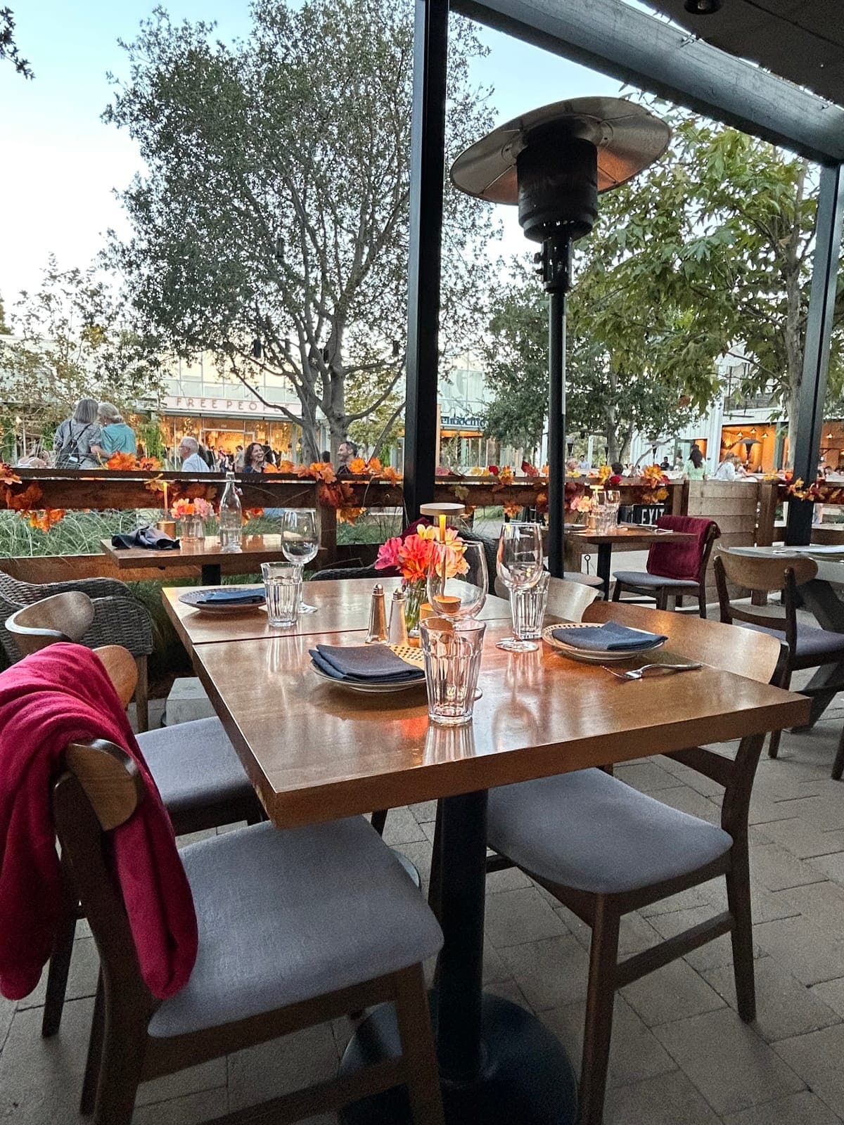 Ubuntu "The Greatest Neighborhood Restaurant"