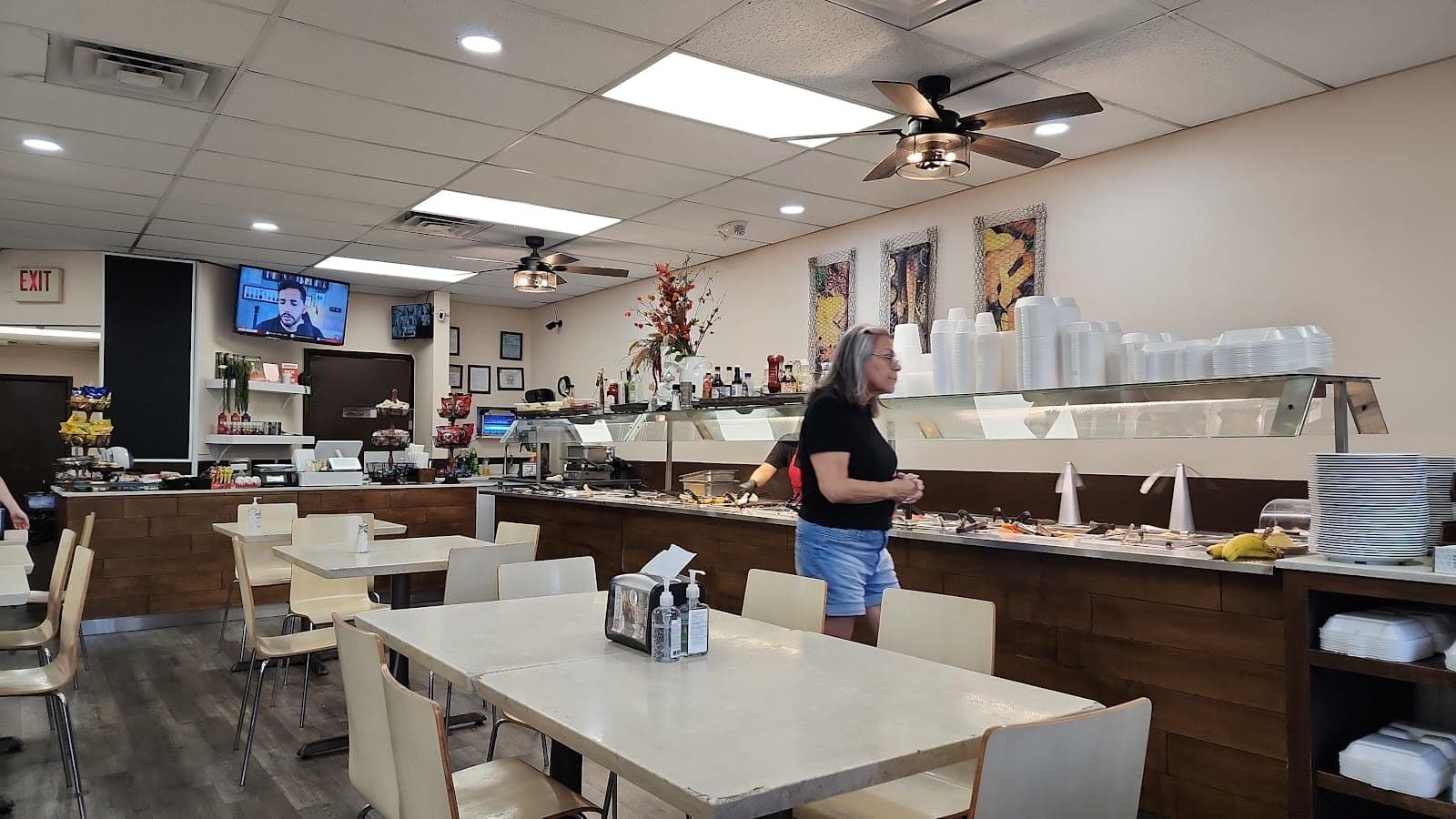Pollo & Steak Tropical Grill