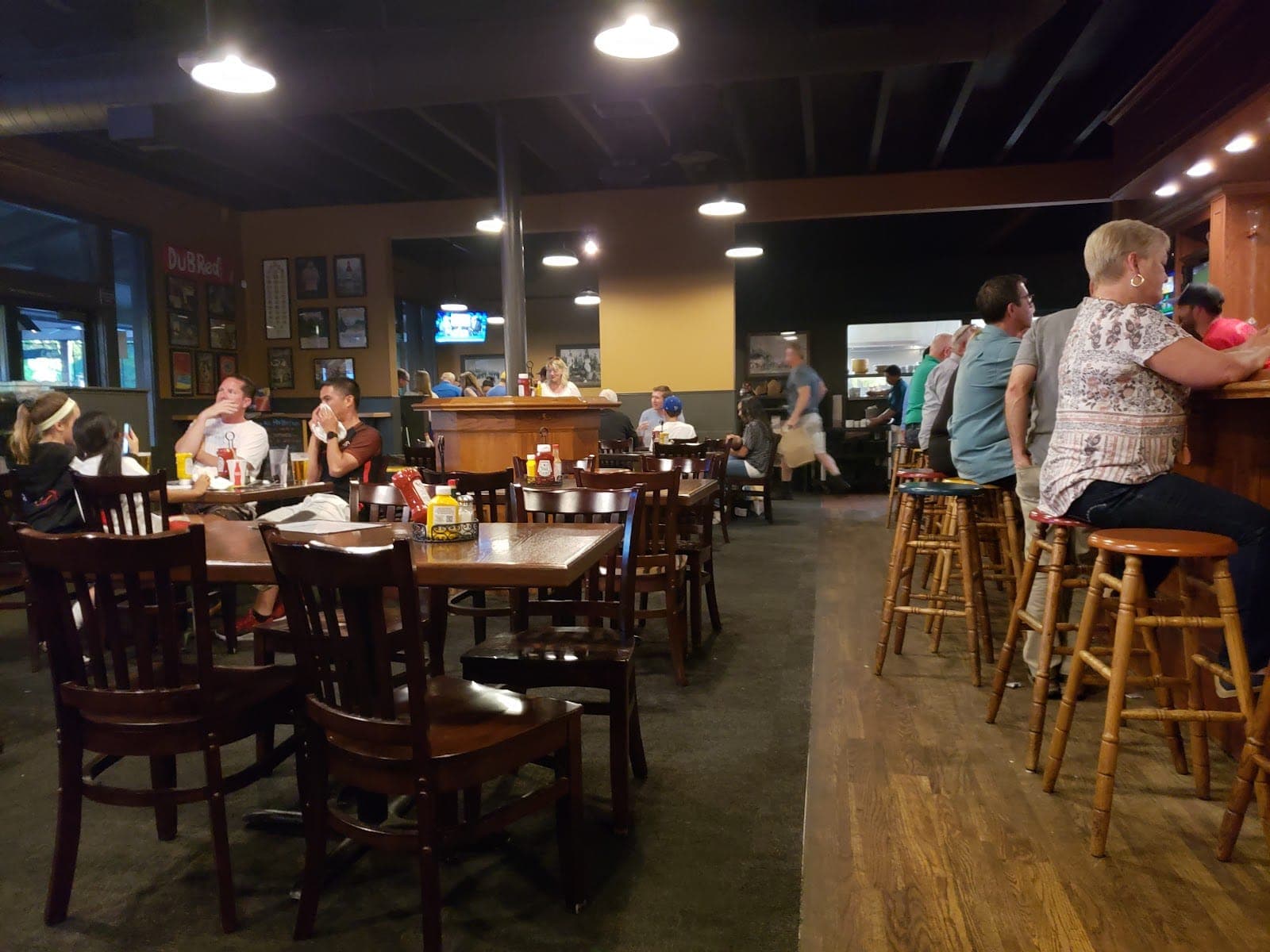 The Hop Yard American Alehouse & Grill