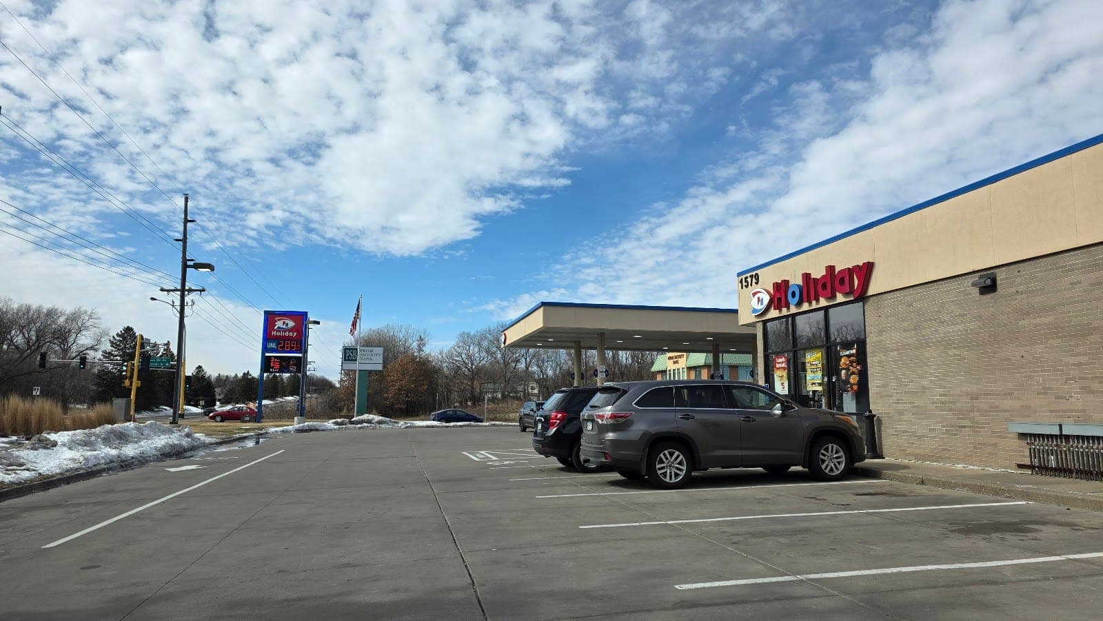 Holiday Stationstores