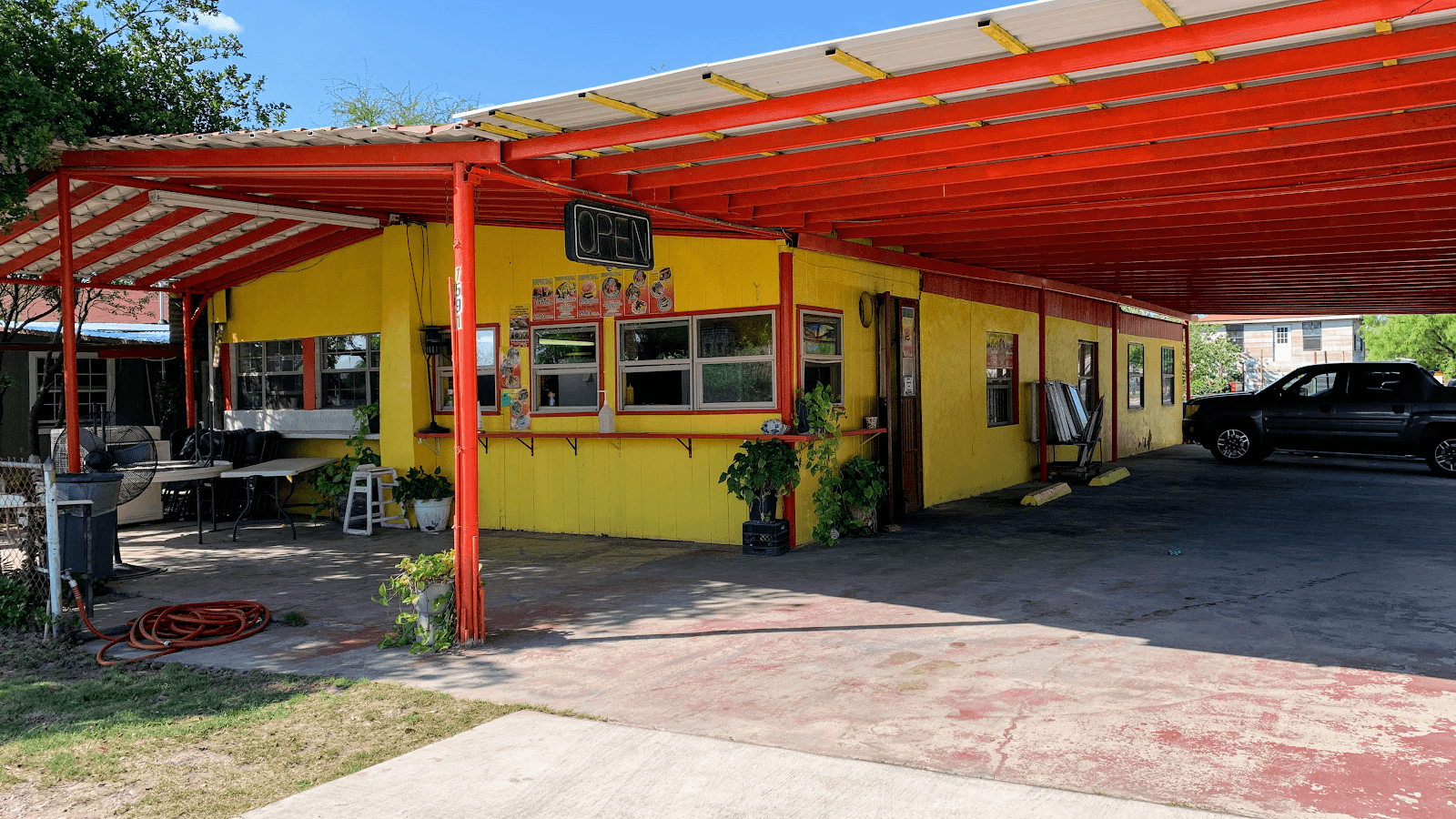 Felipe's Hot Dogs