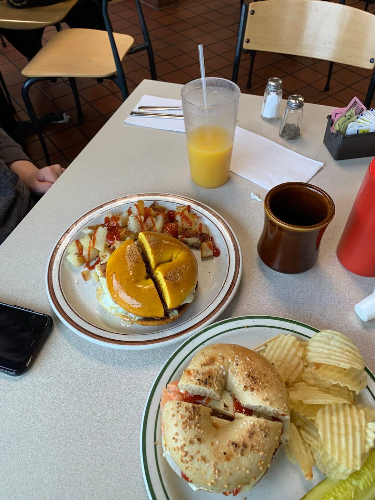 Bagelsmith Restaurant & Deli