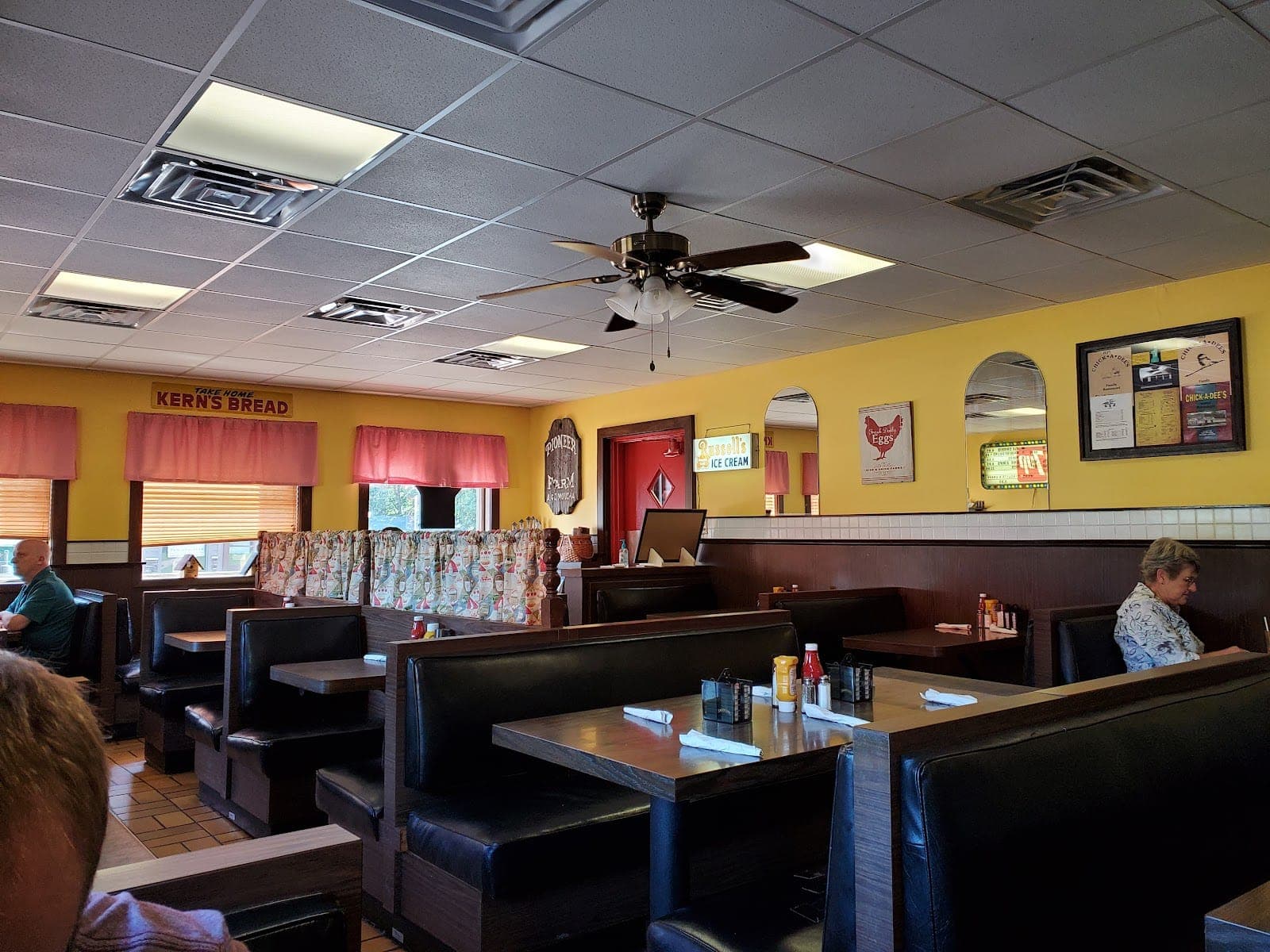 Chick-A-Dee's Family Restaurant