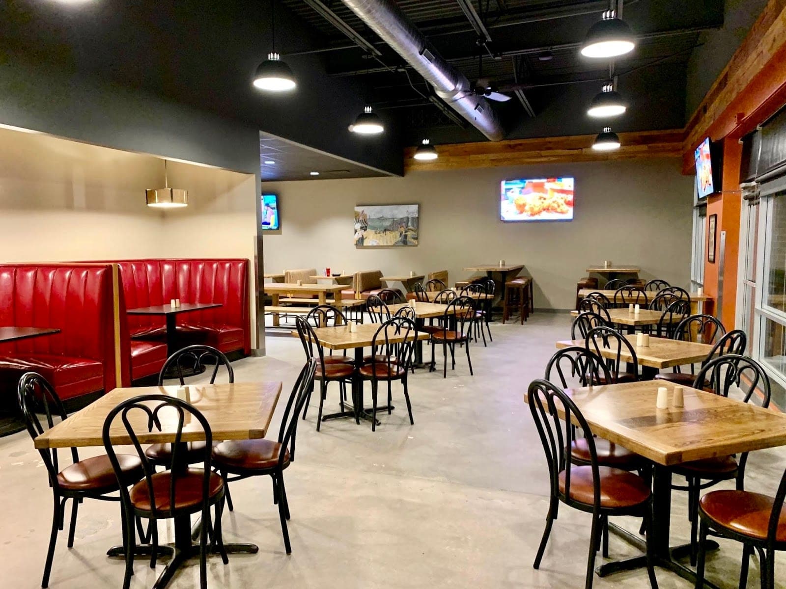 Mancino's Grinders & Pizza