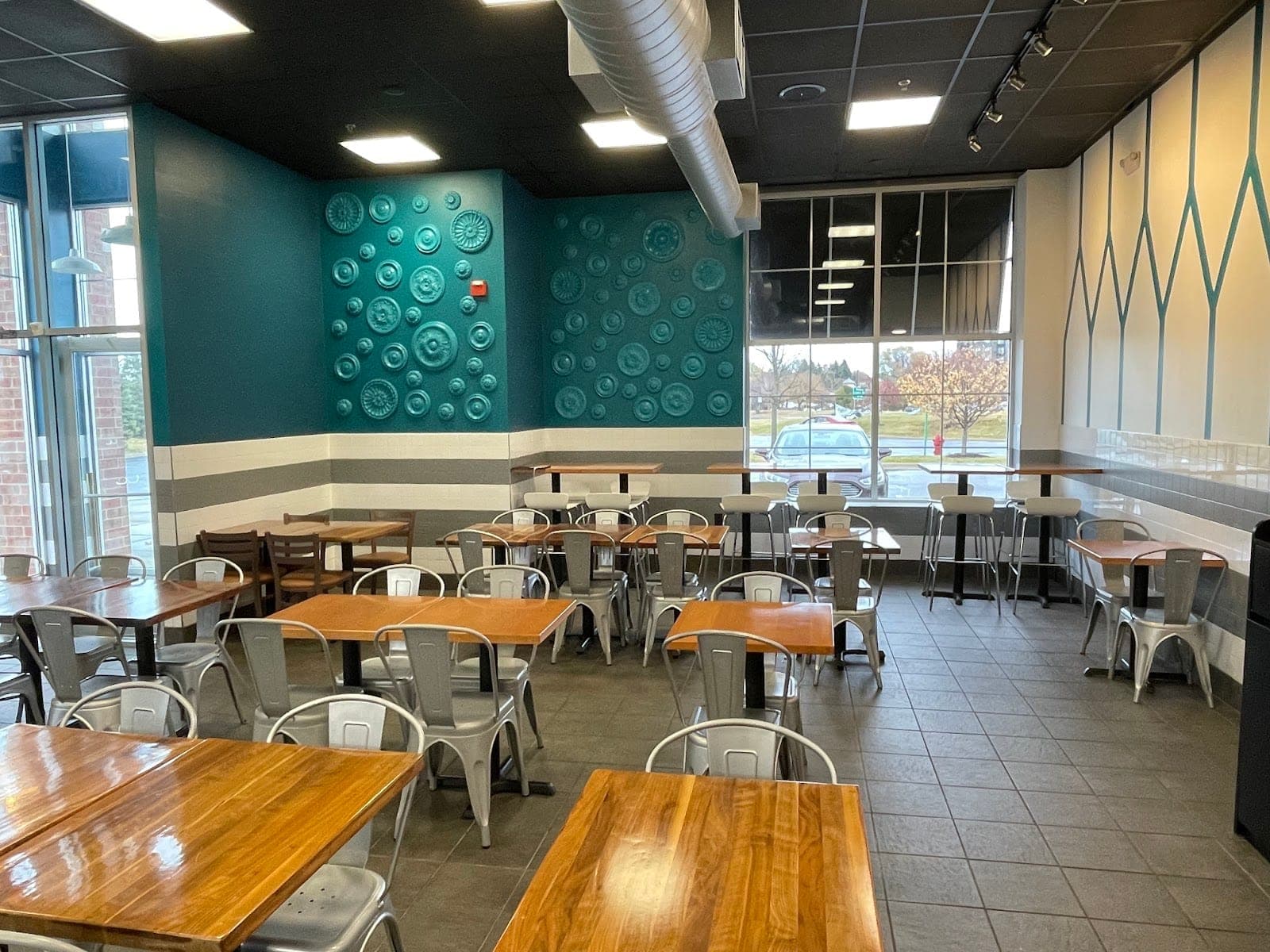 KUUBS MODERN MEDITERRANEAN
