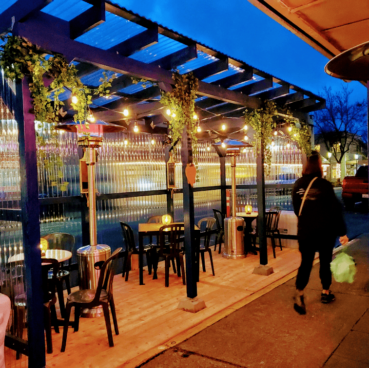 Daphnes Bar