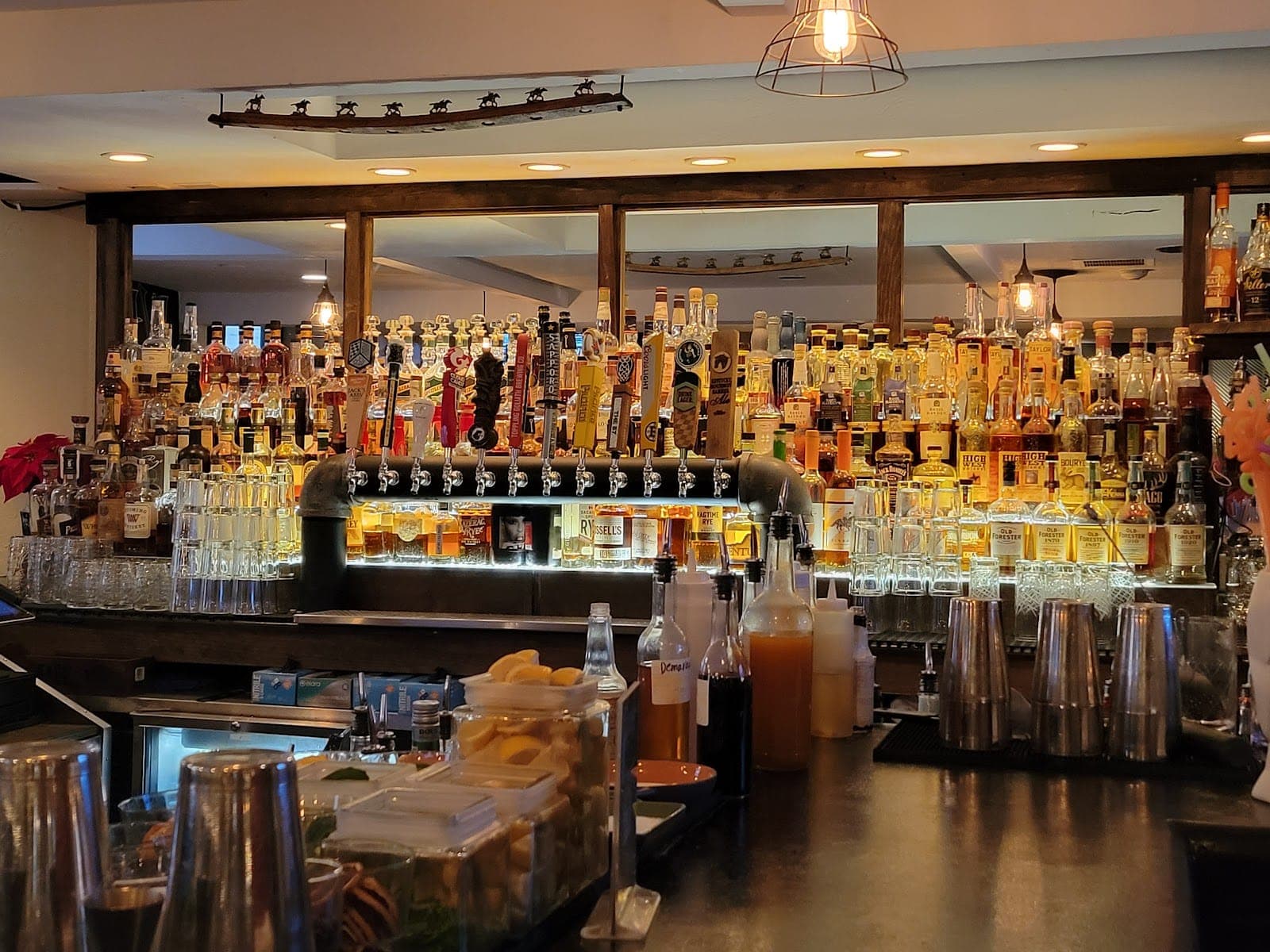 Bourbon's Kitchen & Cocktails