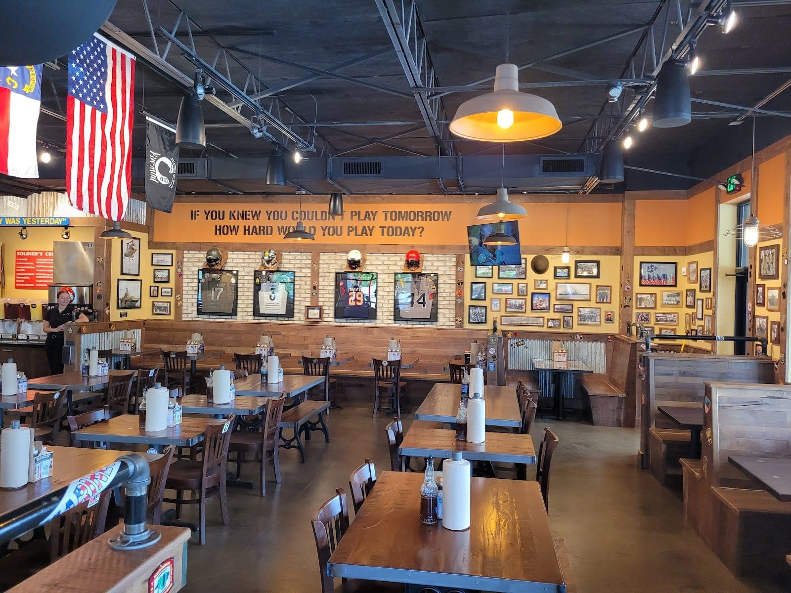 MISSION BBQ