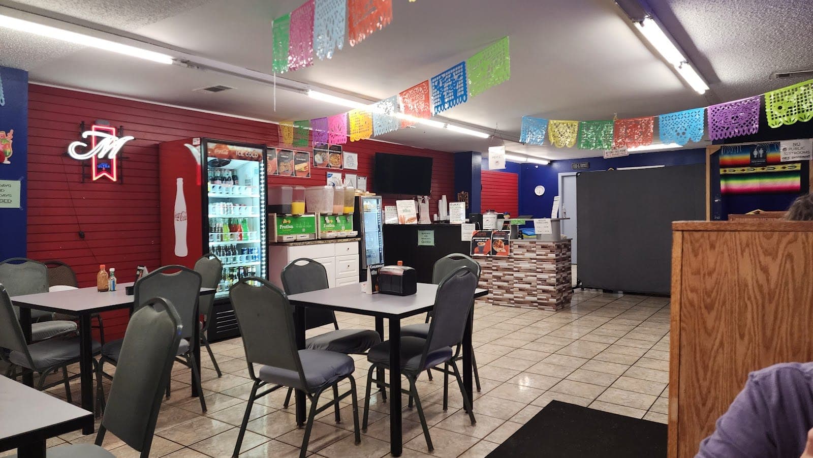 Los Sarapes Tacos y Mas Restaurant