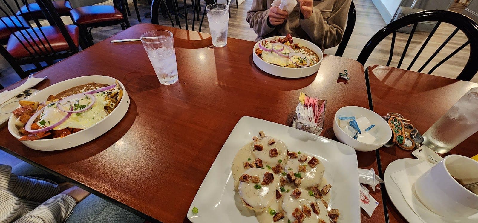 Roots Cafe and Grill
