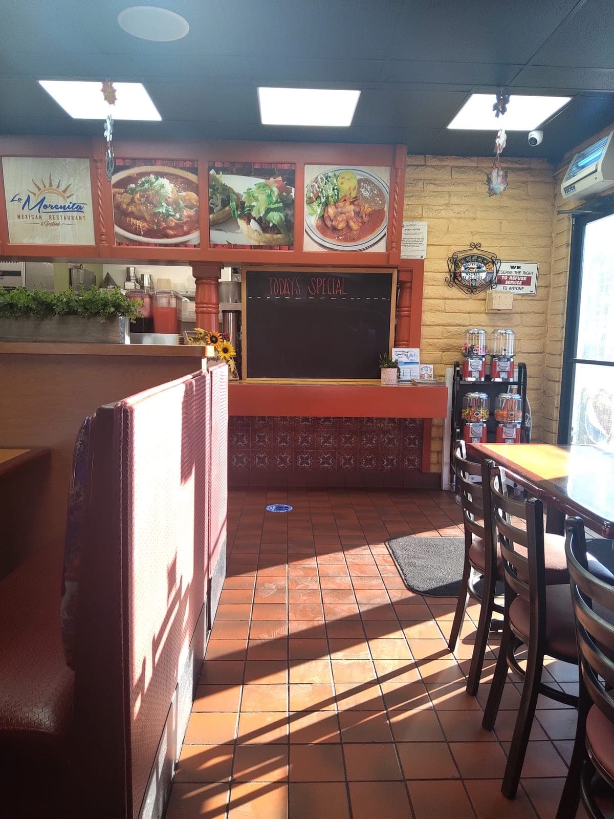 La Morenita Mexican Restaurant & Seafood