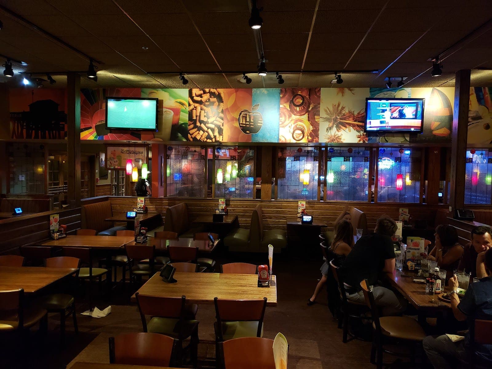 Applebee's Grill + Bar