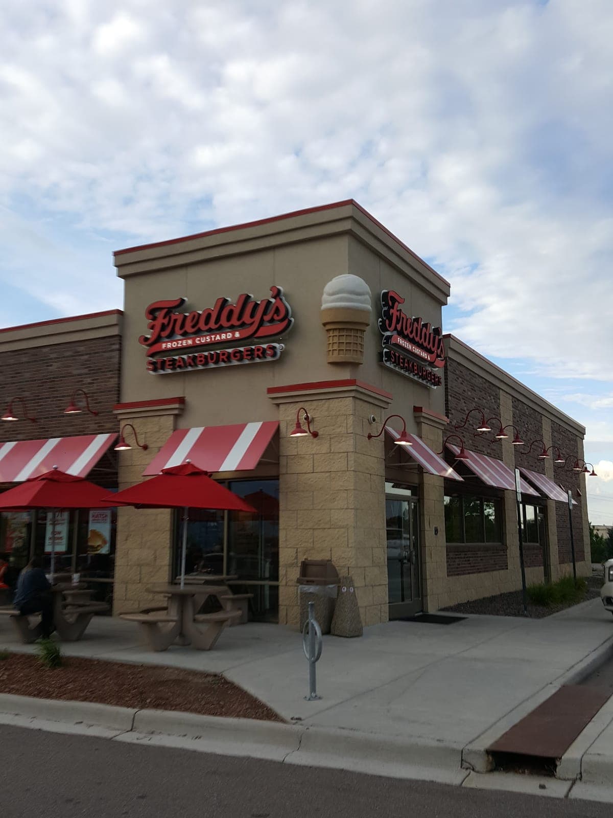 Freddy's Frozen Custard & Steakburgers