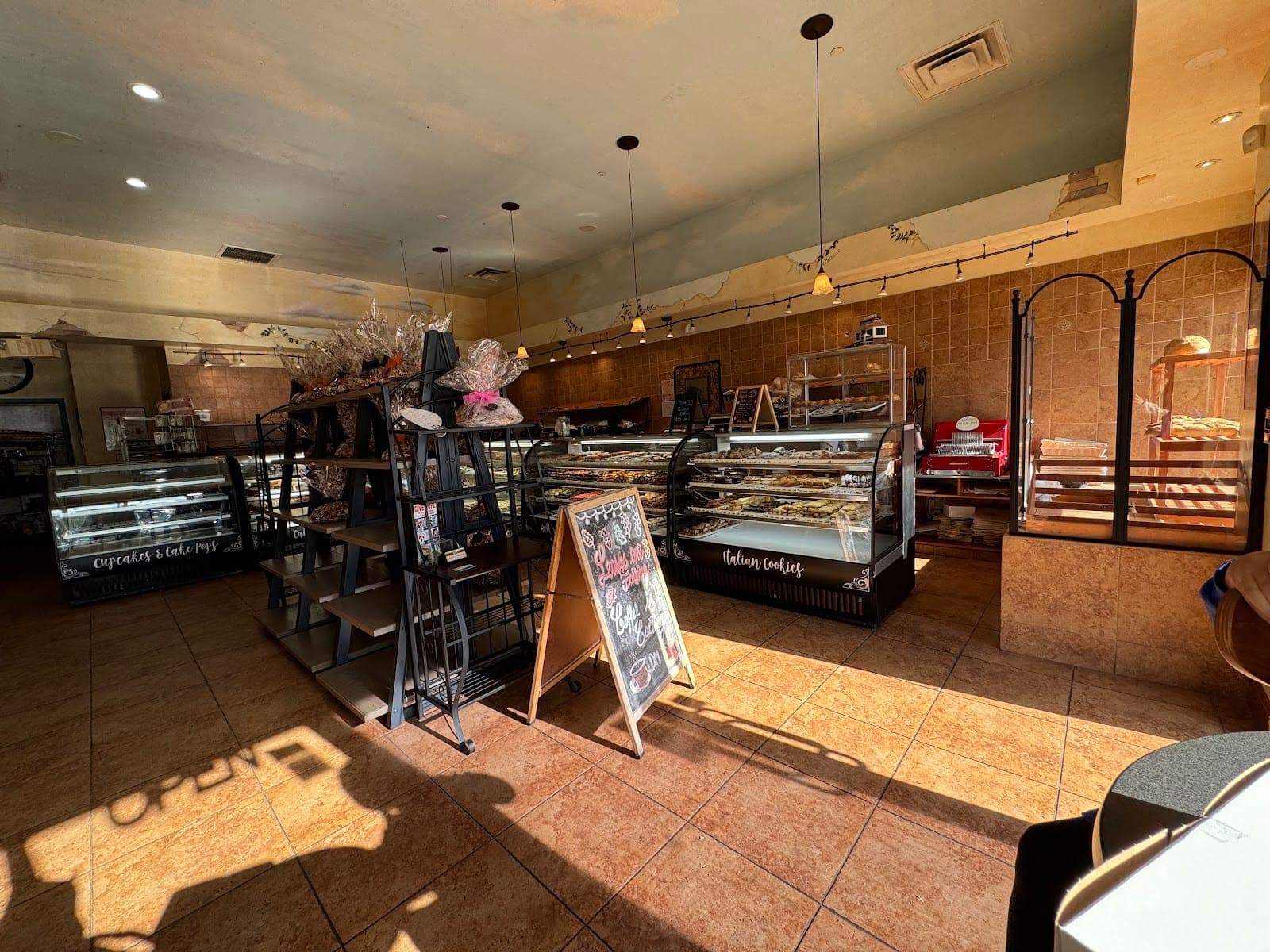 Dolci Momenti Bakery