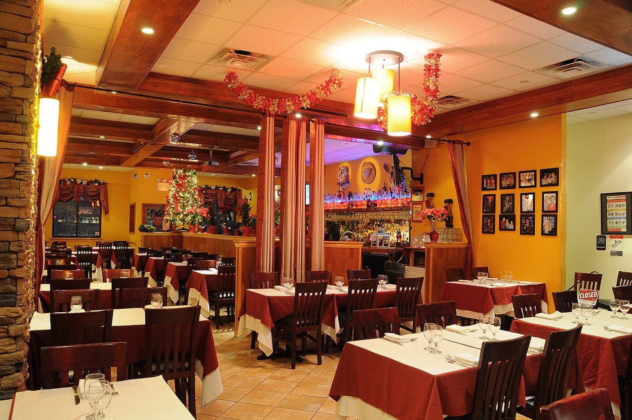 Mamá Rosa Restaurant Jackson Heights