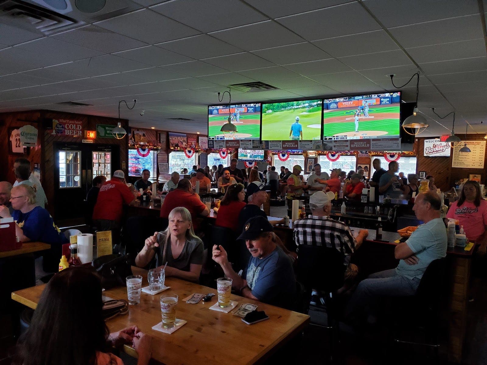 Barkley's Burgers Brews & Dawgs