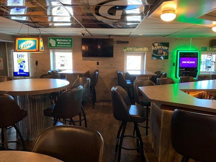 Stokes' Pub