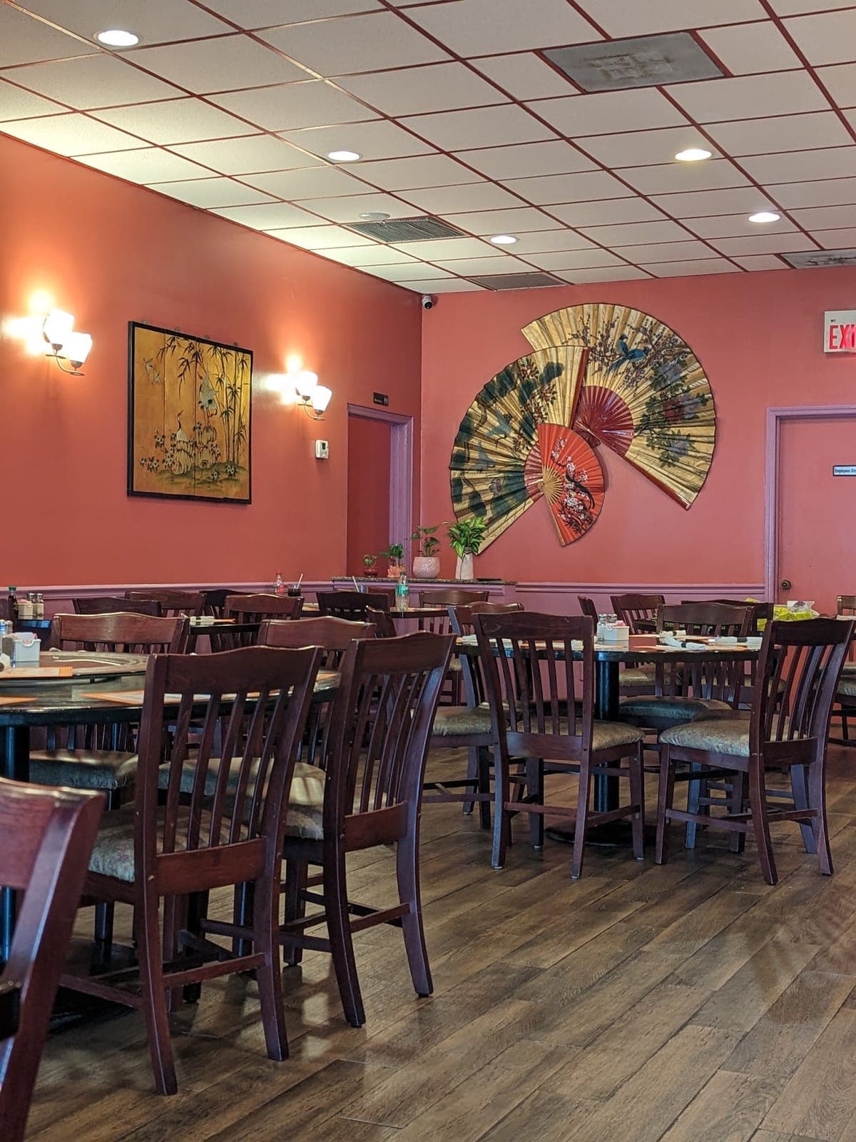 Hong Kong Wok N Grill