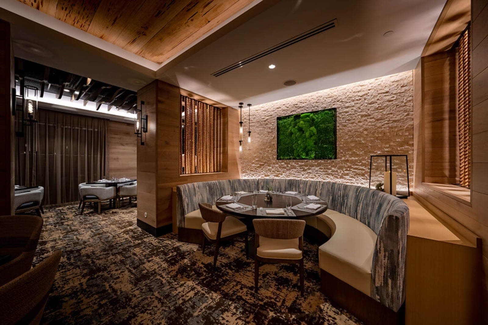 Latitudes Restaurant