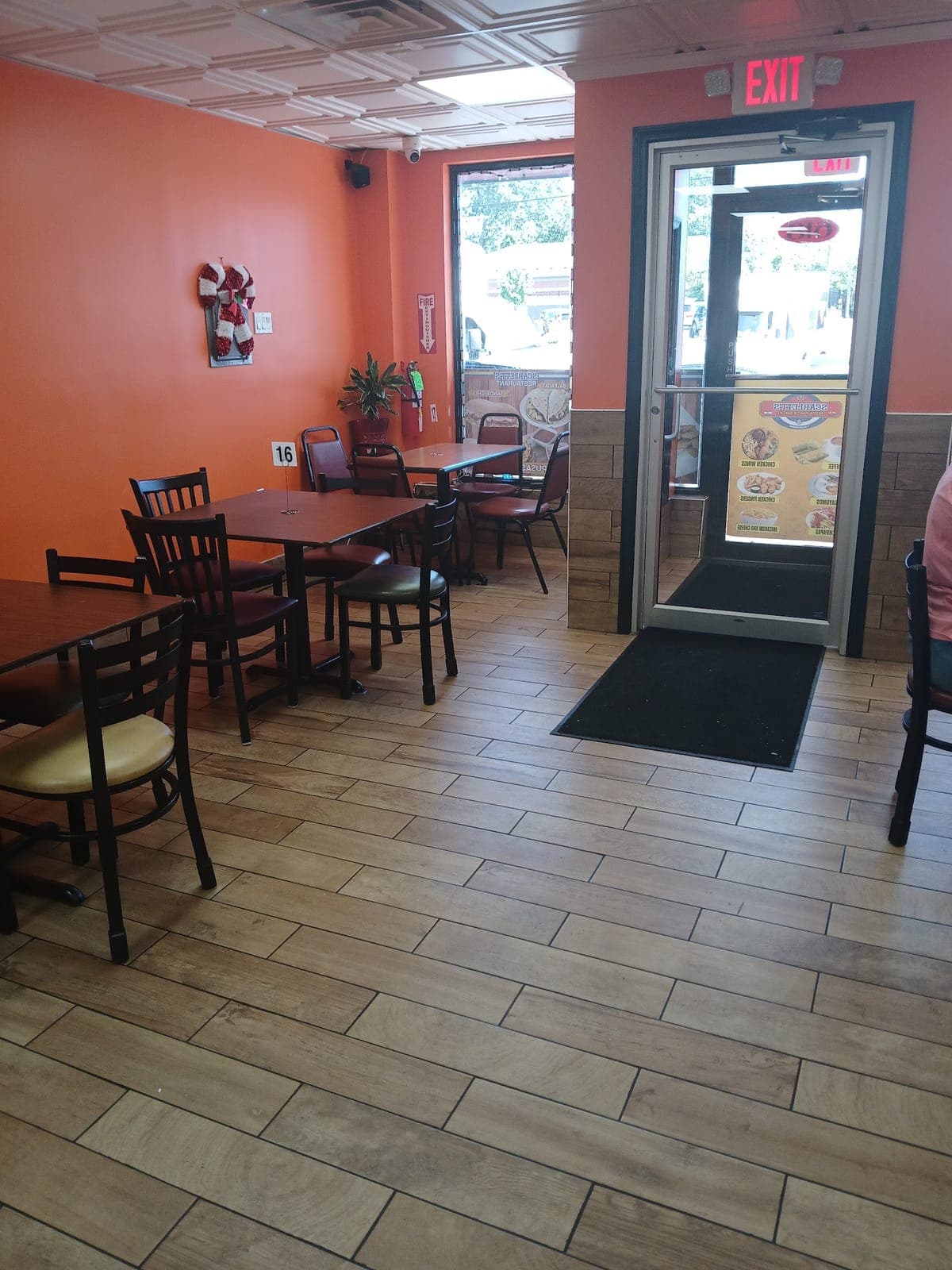 Scarlett's Restaurant & Bakery
