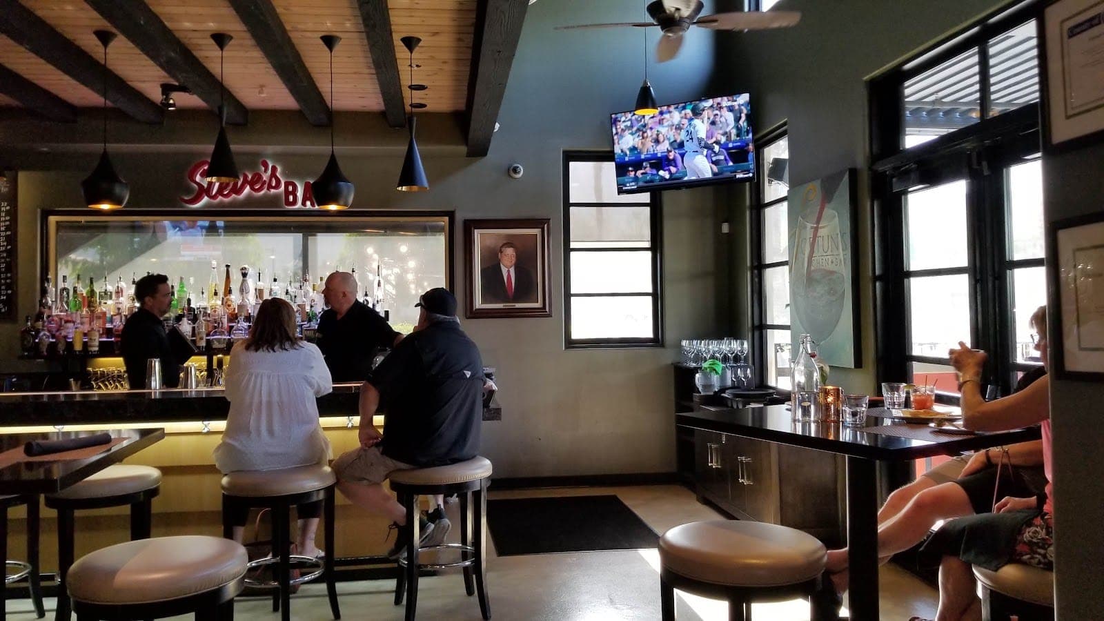 Fortun's Kitchen + Bar
