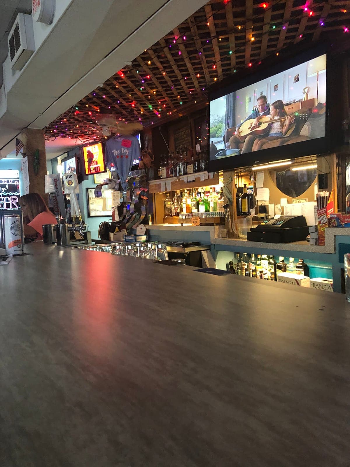 Paradise Bay Bar and Grill
