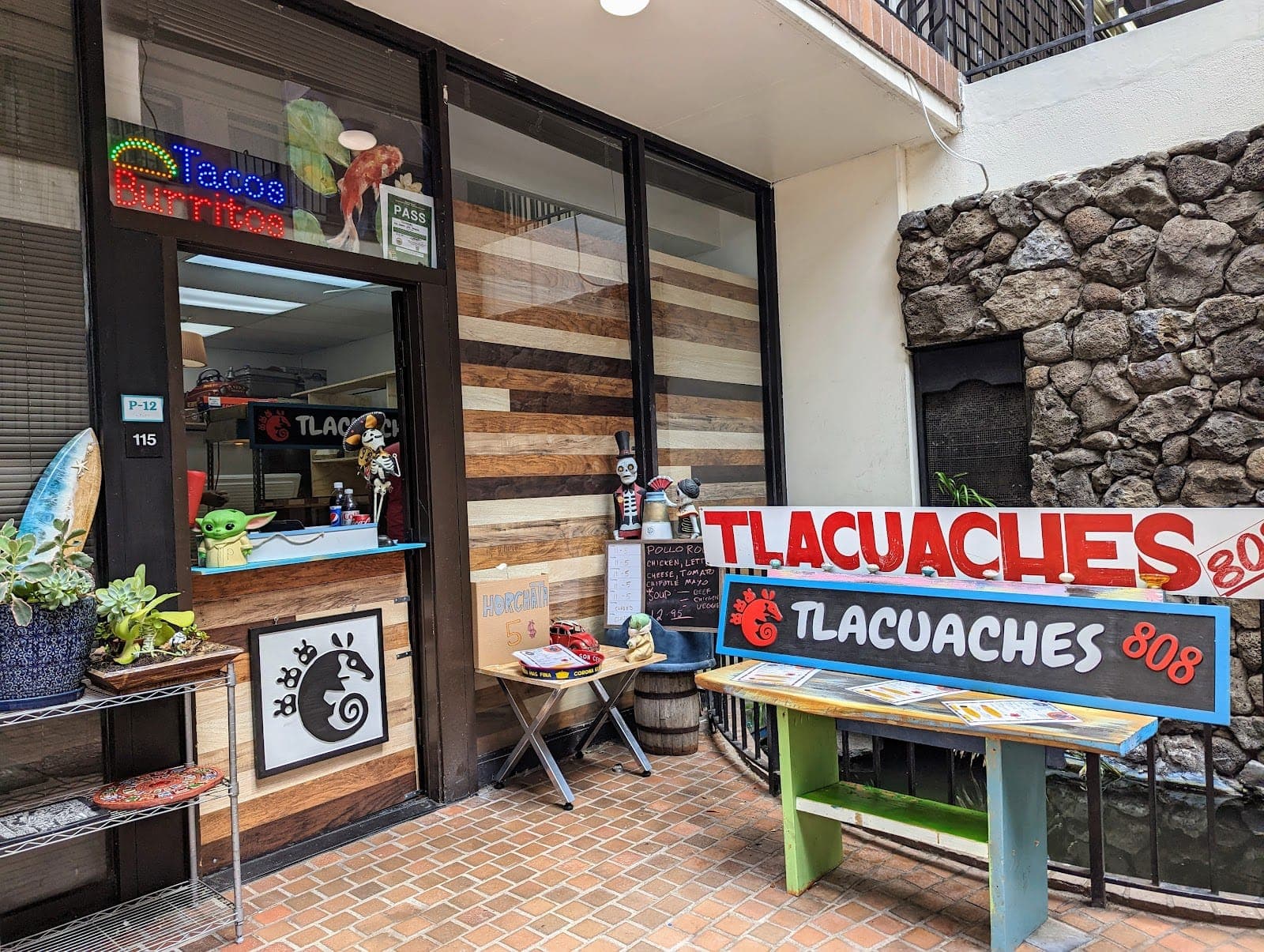 Tlacuaches 808