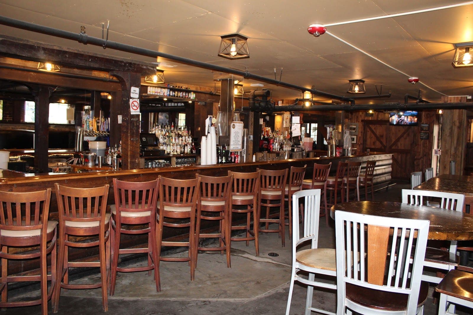 Doggie's Pub
