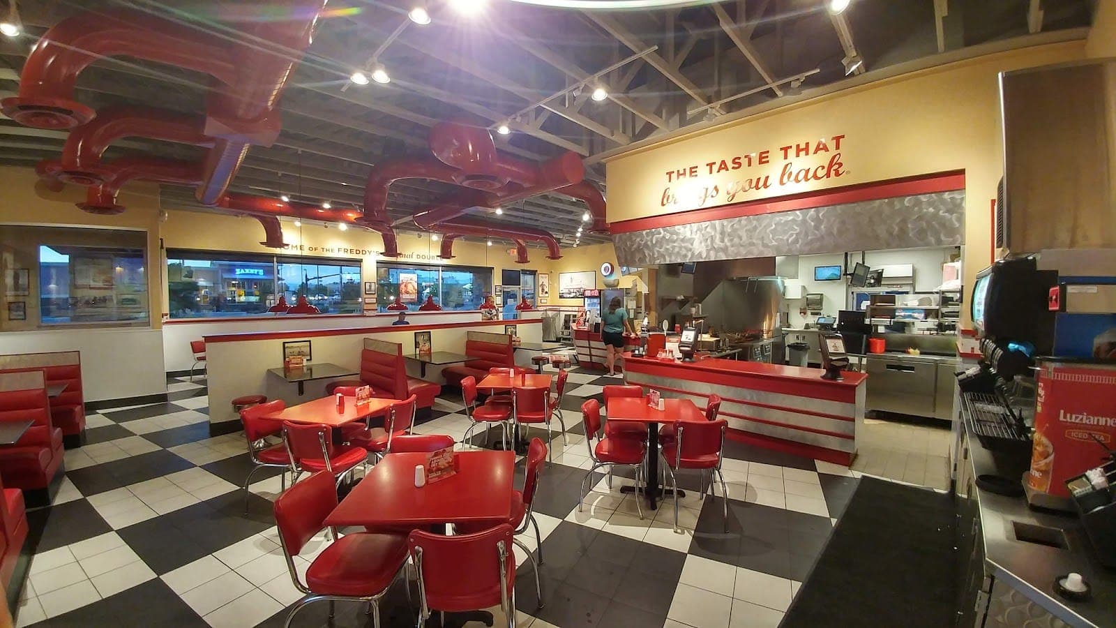 Freddy's Frozen Custard & Steakburgers