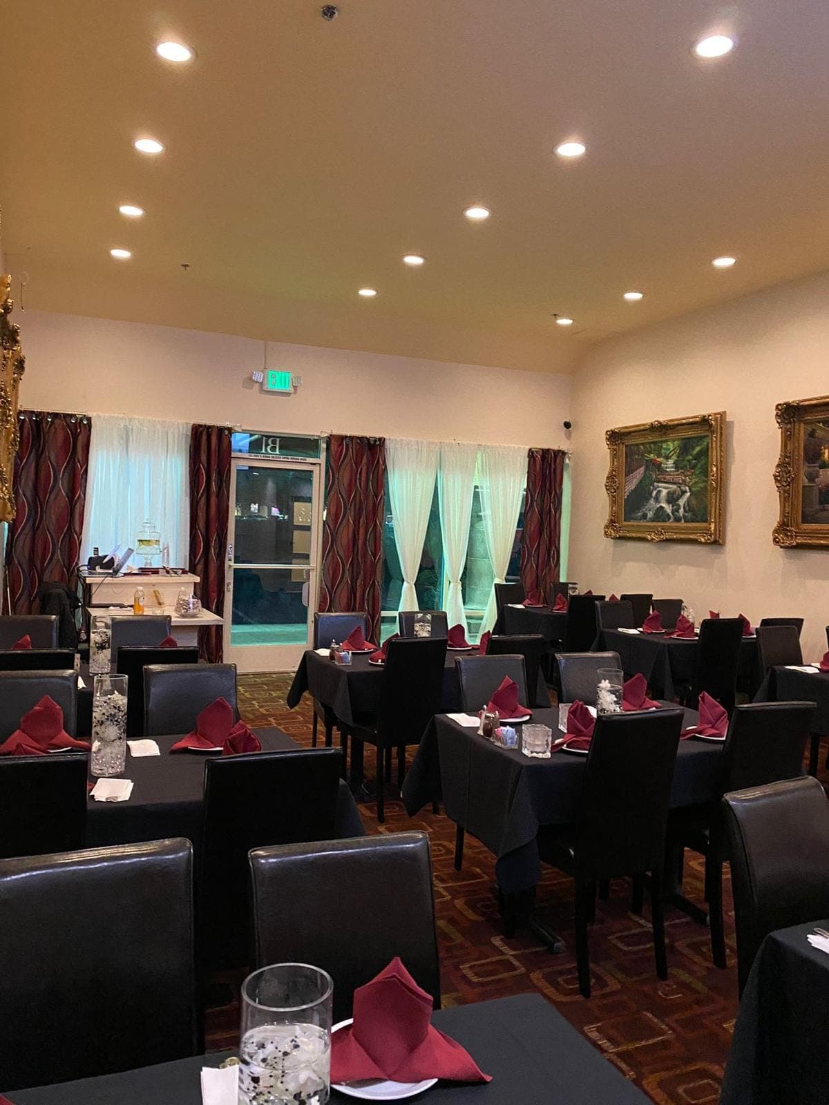 Shemroon Restaurant