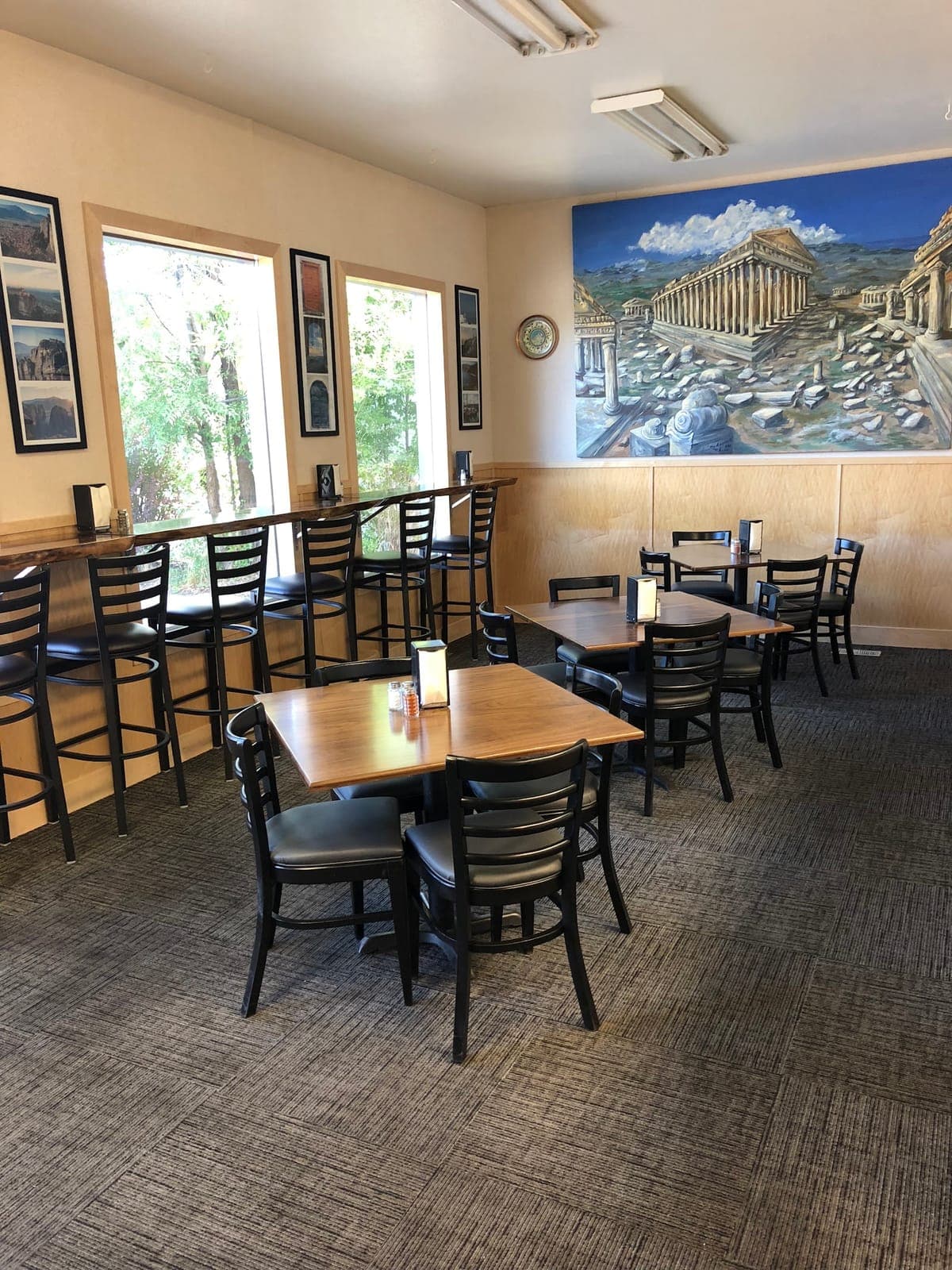 Acropolis Gyros