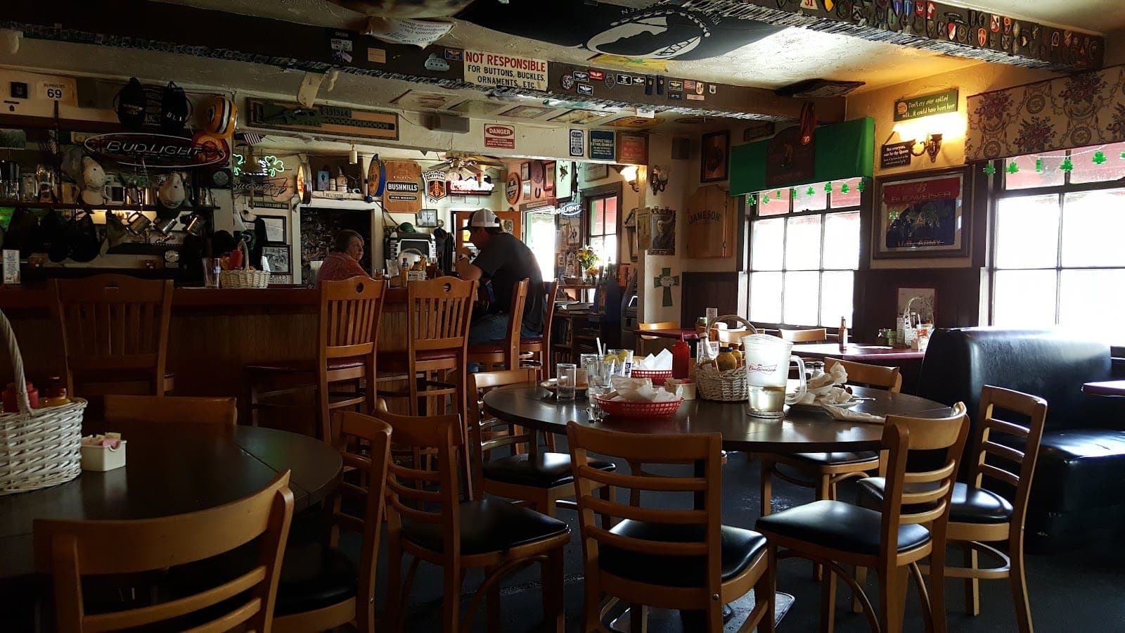 Duffy's Tavern & Family Restaurant