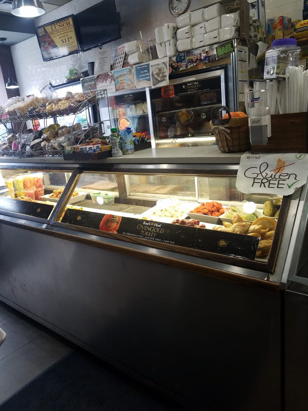 Avenue Deli and Cafe